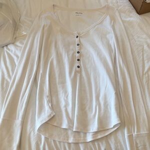 Hollister Women's White Long Sleeve Buttoned Top